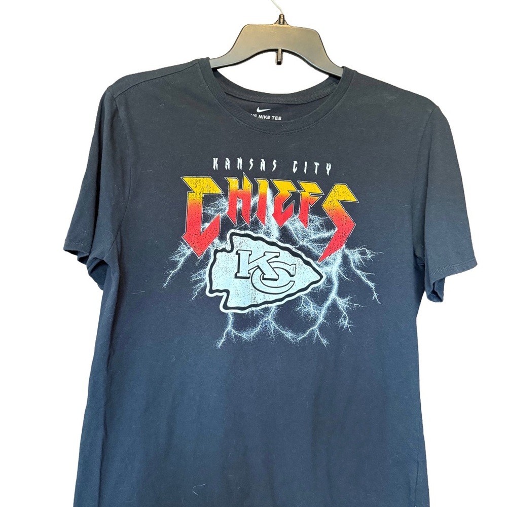 Nike Kansas City Chiefs Tee in Black with Red and Yellow